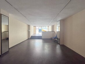 Retail in Granollers, Barcelona for lease Interior Photo- Image 2 of 11
