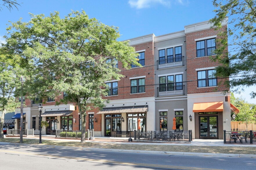 18-26 & 29-33 W Waterloo St portfolio of 2 properties for sale on LoopNet.ca - Building Photo - Image 2 of 40