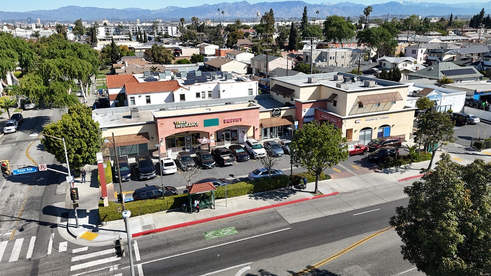 2701 E Gage Ave, Huntington Park, CA à louer - Aérien - Image 2 de 11