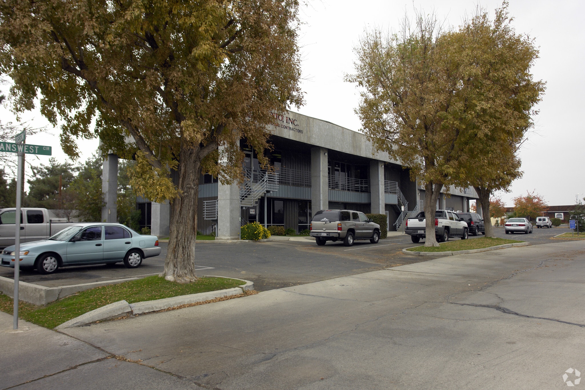 4440 Grissom St, Bakersfield, CA for lease Building Photo- Image 1 of 10