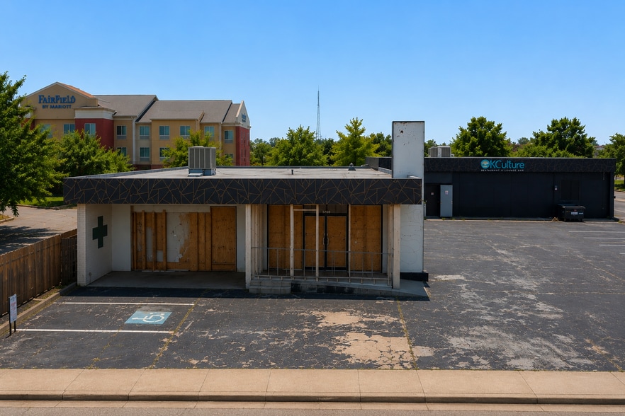 5708 NW Expressway St, Oklahoma City, OK for sale - Building Photo - Image 1 of 13