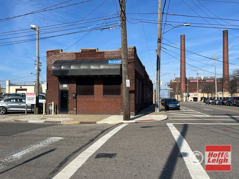 1745 Rockwell Ave, Cleveland, OH à louer - Photo du bâtiment - Image 2 de 6