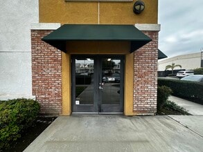 1474 W 9th St, Upland, CA for lease Interior Photo- Image 2 of 15