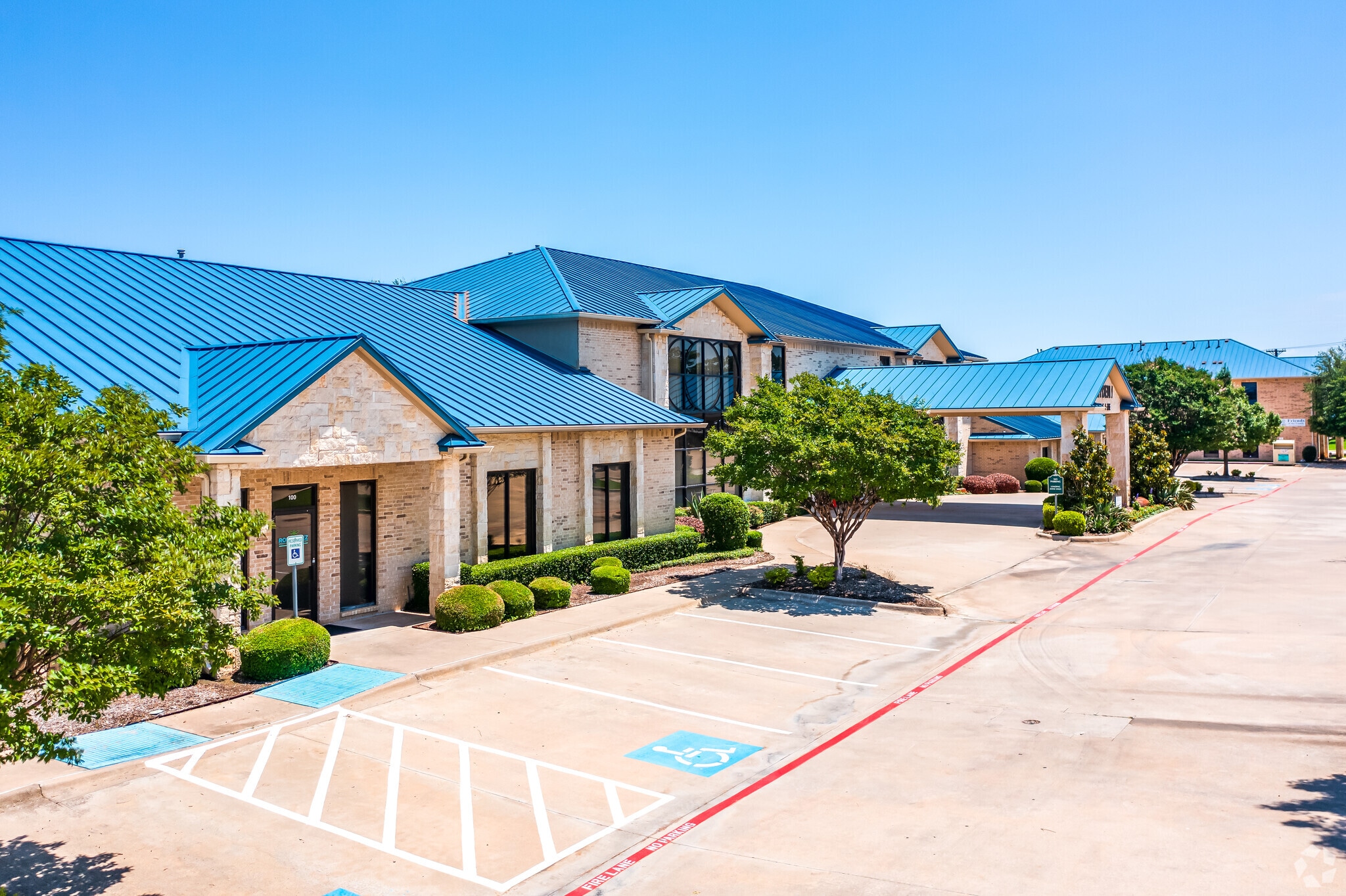 4851 S Interstate 35 E, Corinth, TX for lease Primary Photo- Image 1 of 8