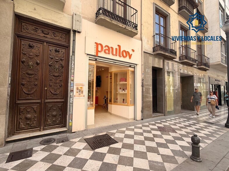 Calle Reyes Católicos, 18, Granada, Granada à louer - Photo du bâtiment - Image 2 de 12