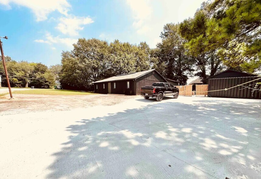 380 SW Amal Dr, Atlanta, GA à vendre - Photo du bâtiment - Image 2 de 39