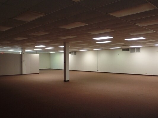 3907 W Ernestine Dr, Marion, IL à vendre - Photo intérieure - Image 2 de 10