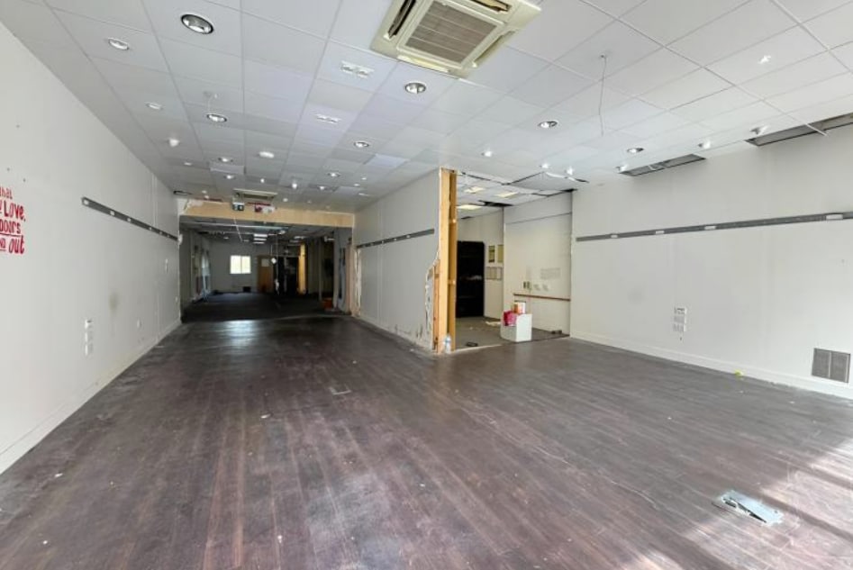 69-69a High St, Ruislip for lease Interior Photo- Image 1 of 2