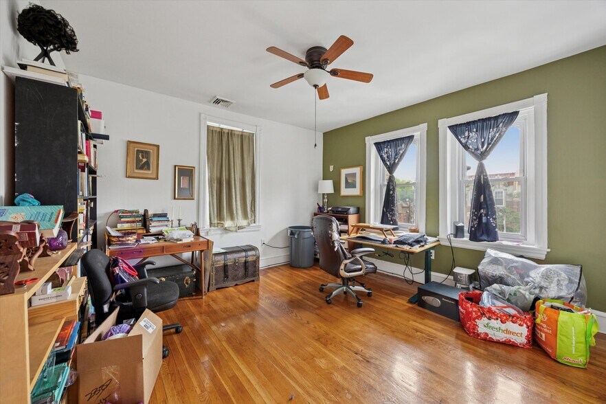 238 S 45th St, Philadelphia, PA à vendre - Photo intérieure - Image 2 de 7