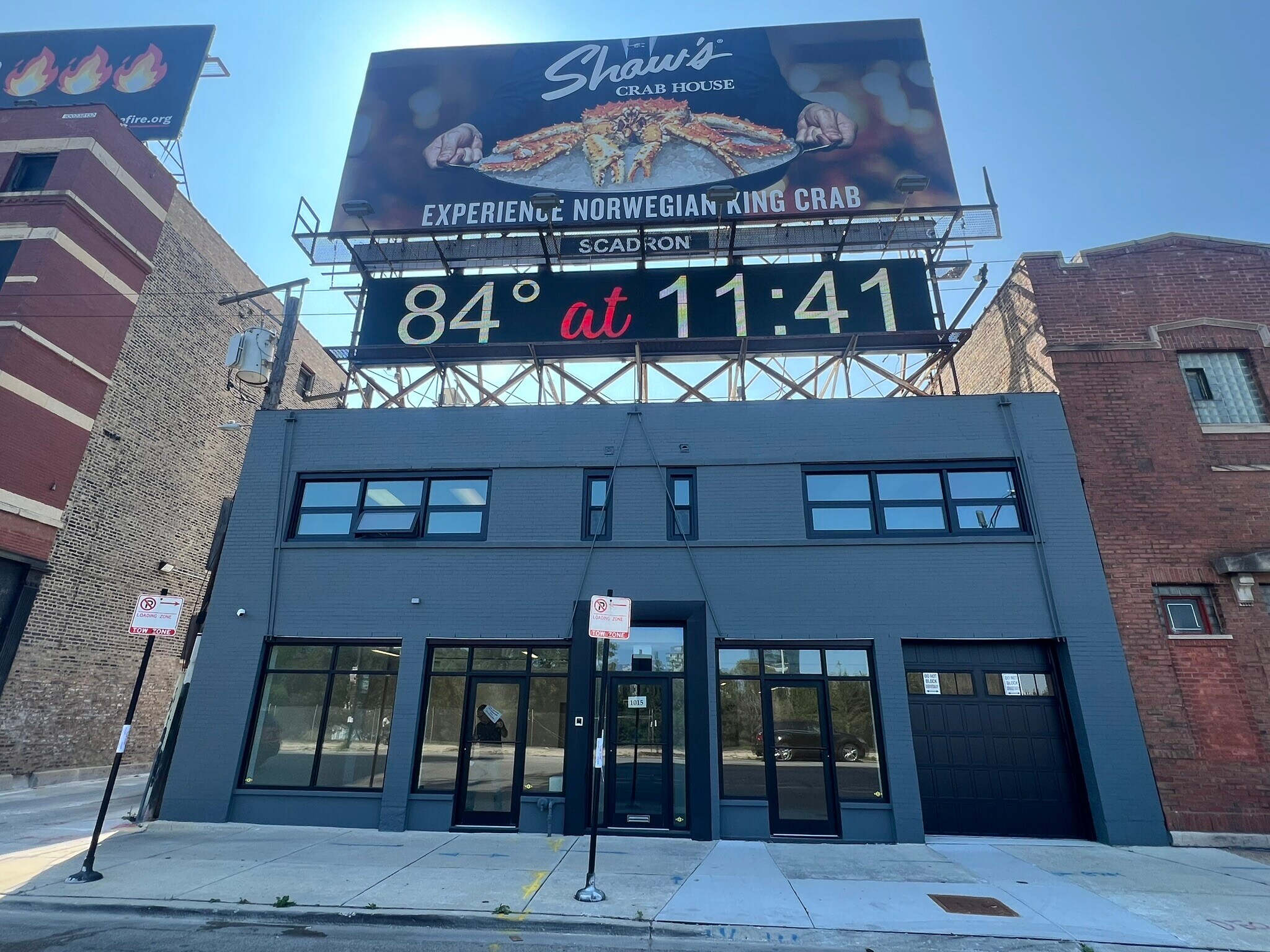 1015 W Grand Ave, Chicago, IL à louer Photo du bâtiment- Image 1 de 9