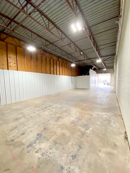 313-319 NW 67th St, Oklahoma City, OK à louer - Photo intérieure - Image 3 de 6