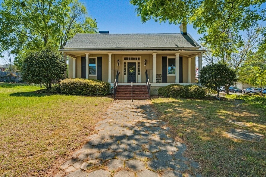 236 Washington Ave, Marietta, GA for lease - Building Photo - Image 1 of 23