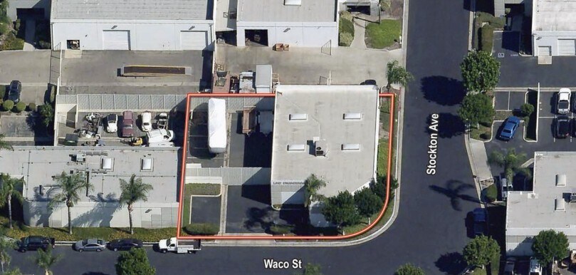 5778 Waco St, Chino, CA à louer Aérien- Image 1 de 3