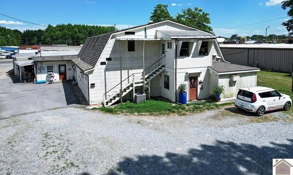 318 Main St, Benton, KY à vendre - Photo du bâtiment - Image 3 de 5