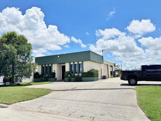 Plus de détails pour 1029 SE 12th Ct, Cape Coral, FL - Industriel à louer