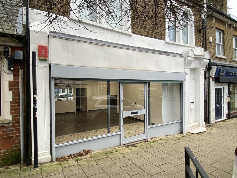 163 Queens Rd, Buckhurst Hill à louer - Photo du bâtiment - Image 2 de 22