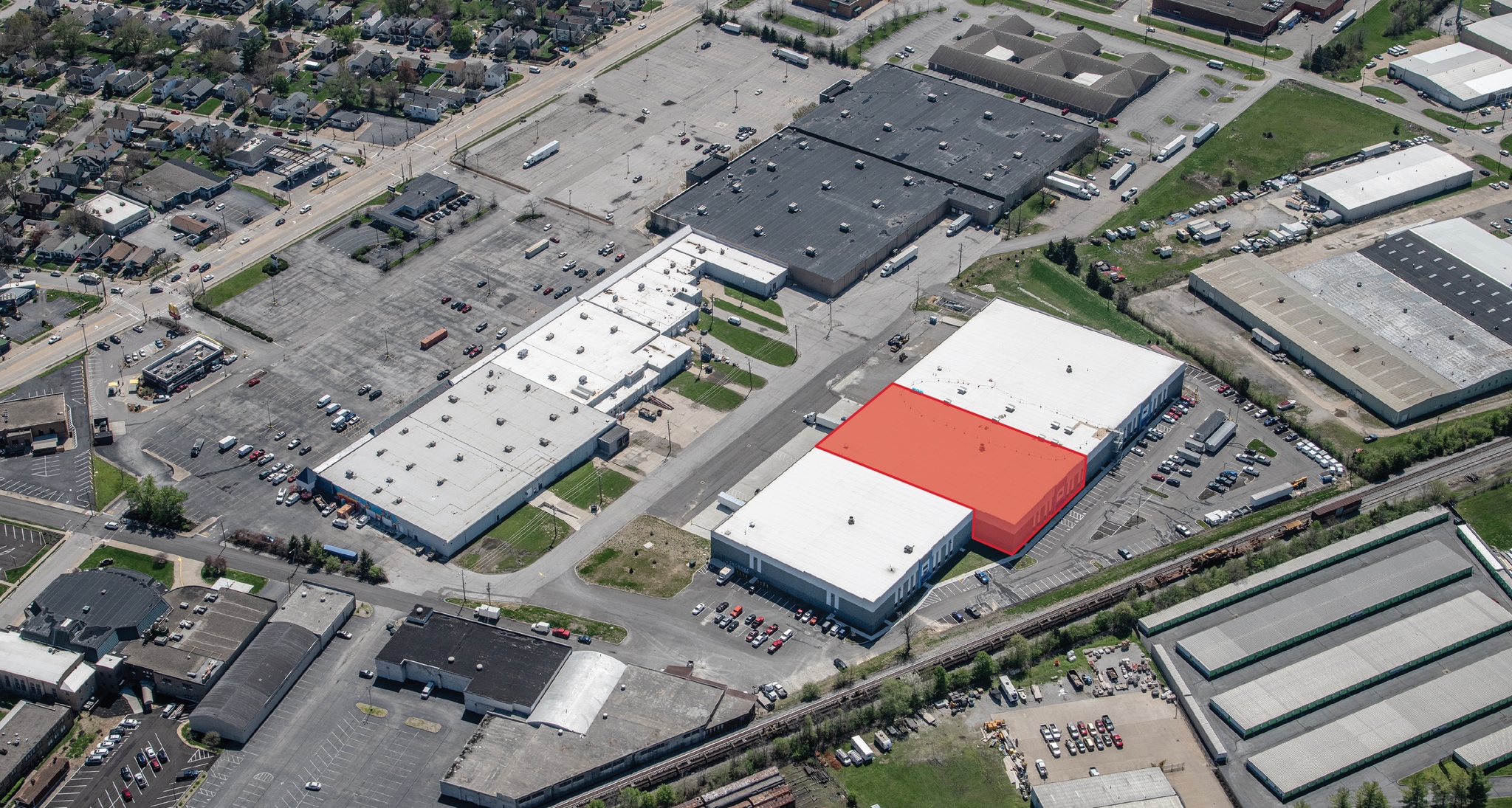 145 W 38th St, Covington, KY for lease Interior Photo- Image 1 of 2