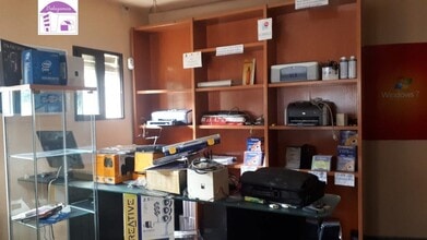 Commerce de détail dans Parla, Madrid à louer Plan d’étage- Image 1 de 10