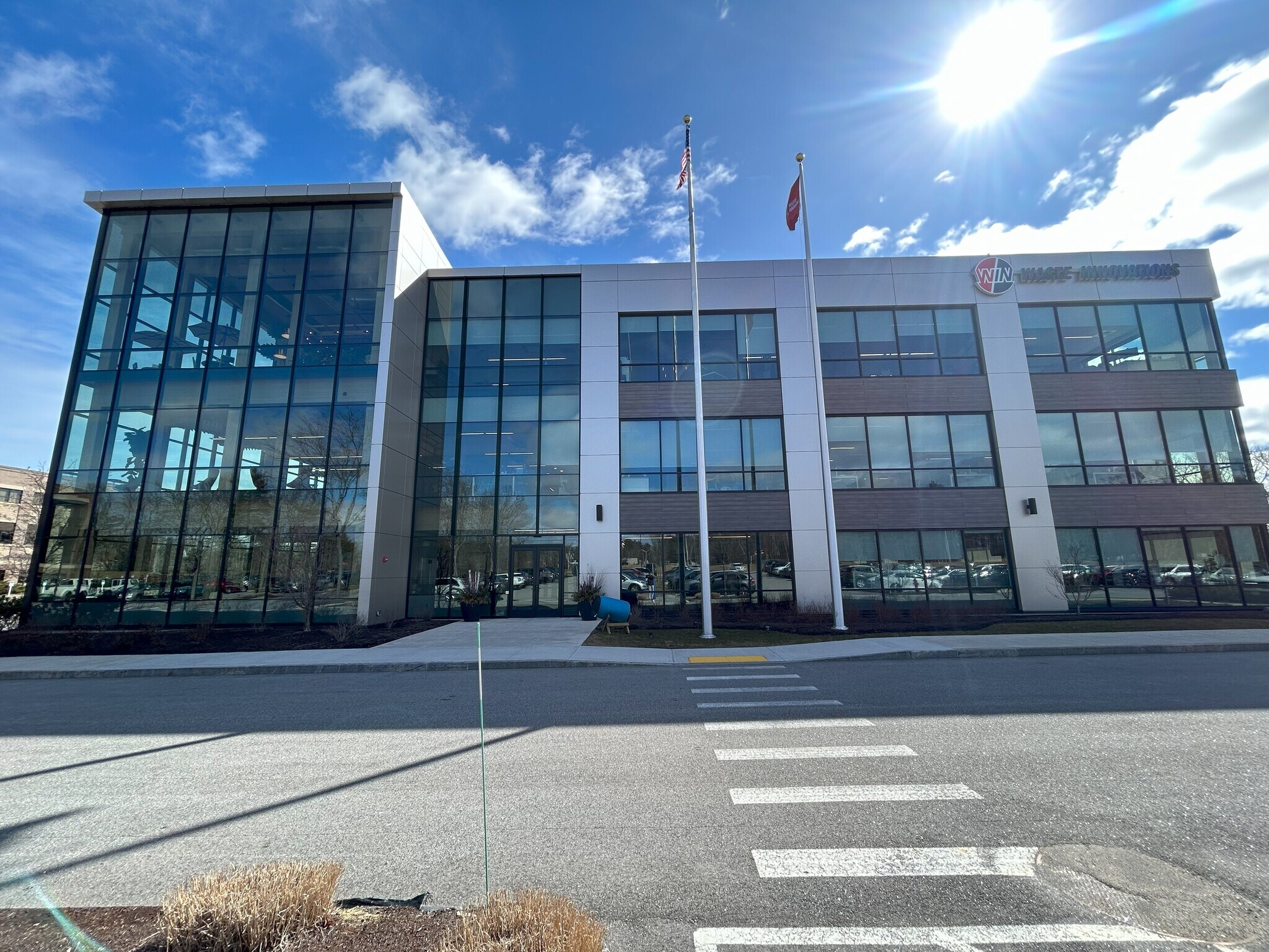 90 Arboretum Dr, Newington, NH à louer Photo du bâtiment- Image 1 de 8