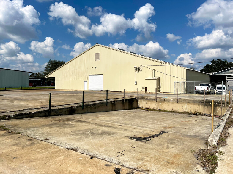 1107 Louisville Rd, Savannah, GA for lease - Building Photo - Image 2 of 4