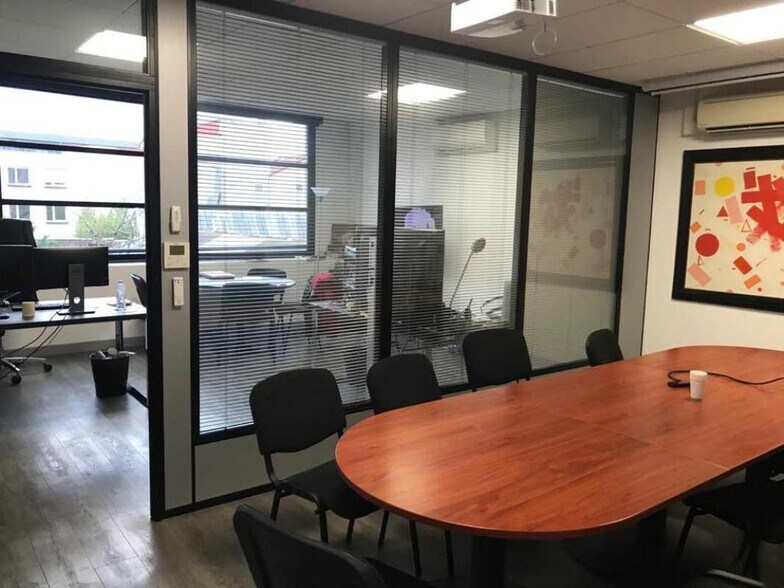 31 Rue Jean-Jacques Rousseau, Montreuil à vendre - Photo intérieure - Image 3 de 6