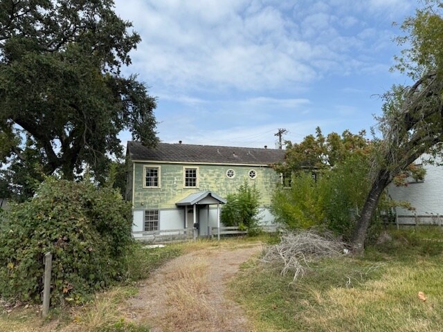 605 N Velasco St, Angleton, TX à vendre - Photo du bâtiment - Image 3 de 6