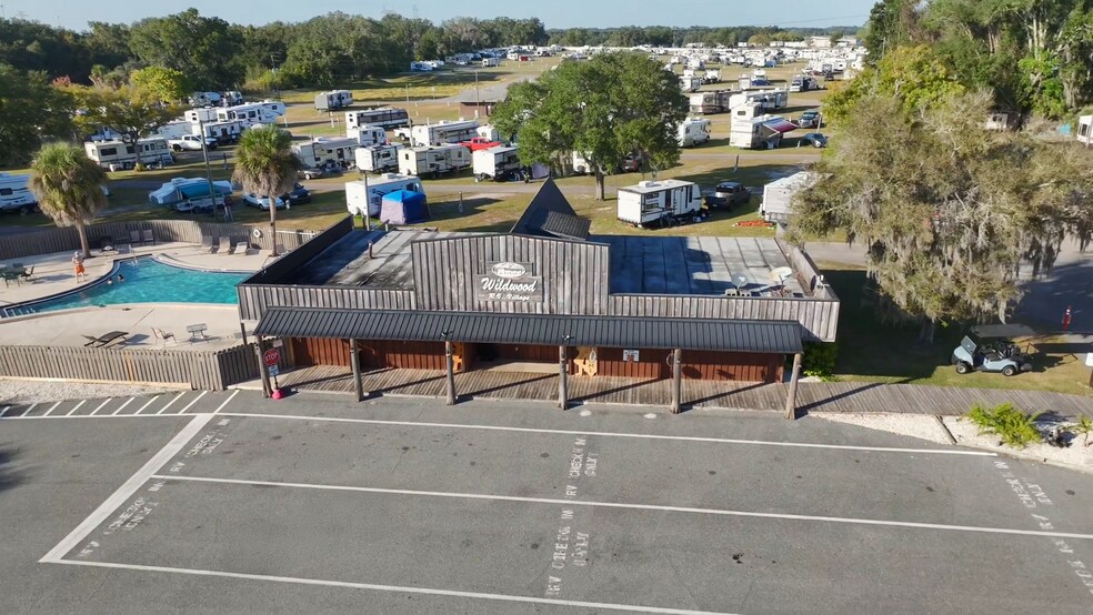 882 FL-44, Wildwood, FL à vendre - Photo du bâtiment - Image 2 de 9