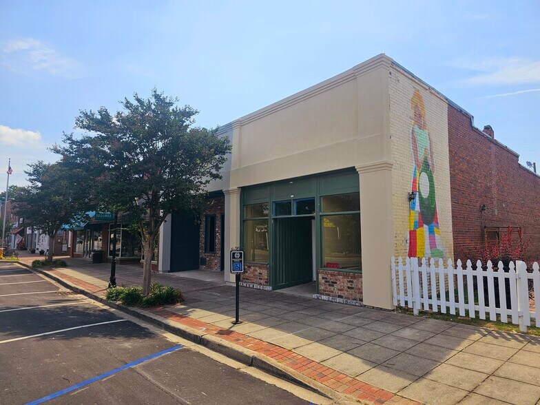 2727 Cleveland St, Elloree, SC for sale - Primary Photo - Image 1 of 19