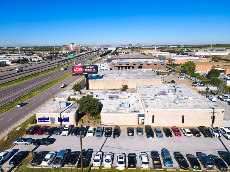 8900 John W Carpenter Fwy, Dallas, TX for lease - Building Photo - Image 2 of 12