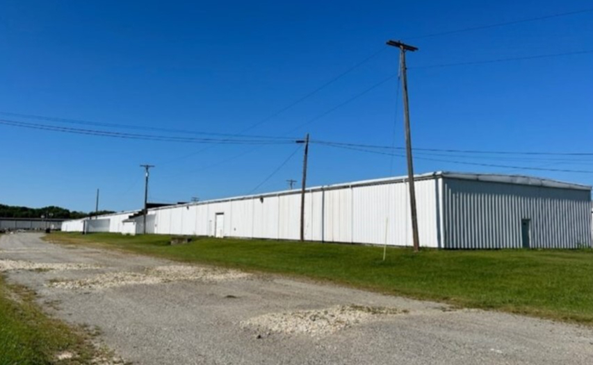 855 Crestview Dr, Greenville, PA for lease - Building Photo - Image 1 of 7