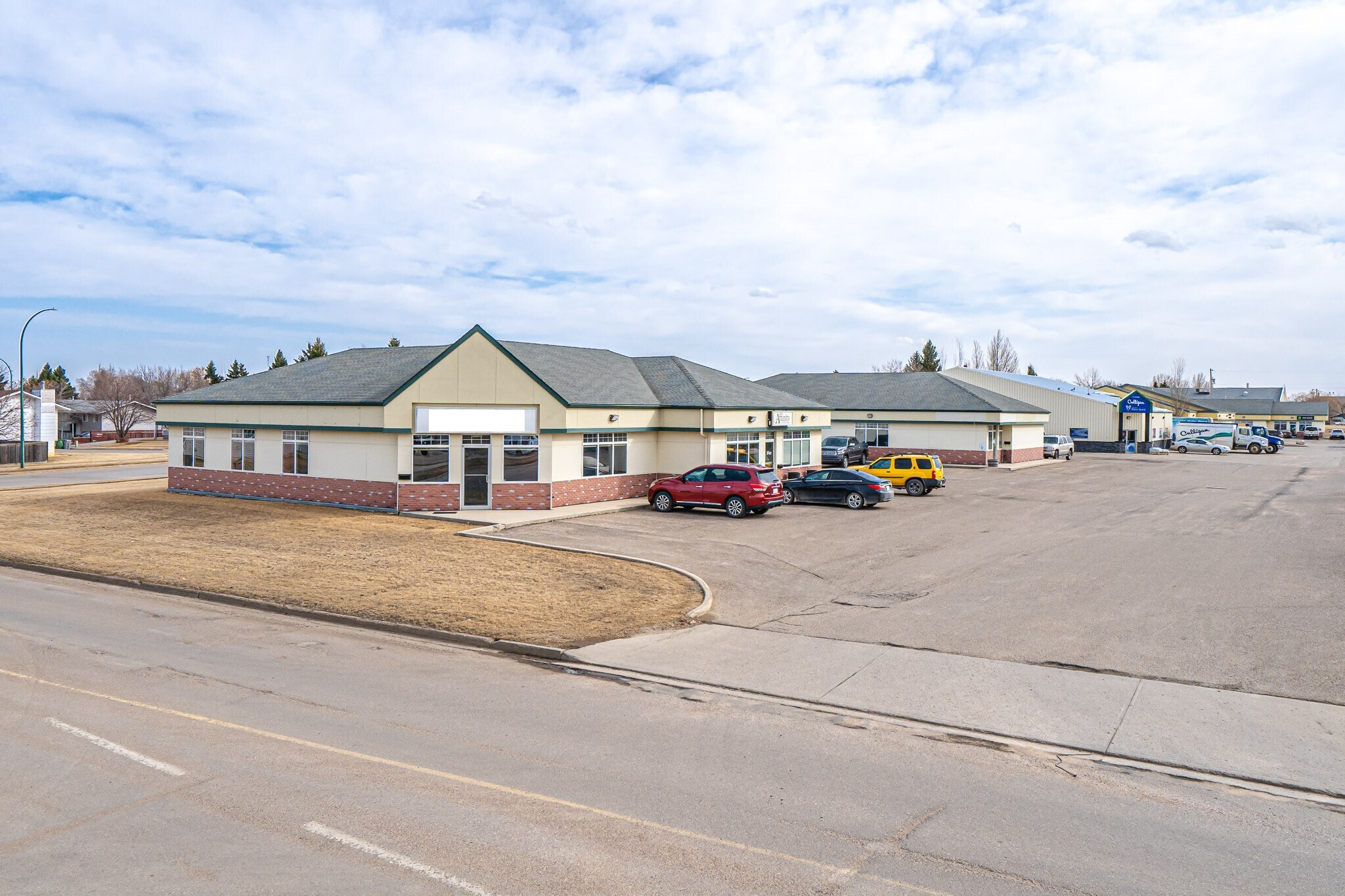 2805 50 Ave, Lloydminster, SK à vendre Photo du bâtiment- Image 1 de 1