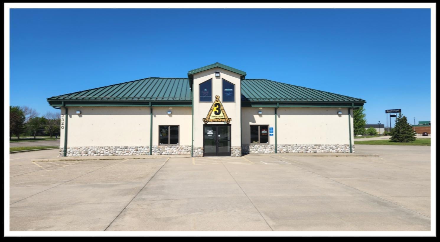 2320 NW 43rd St, Owatonna, MN for sale Primary Photo- Image 1 of 10
