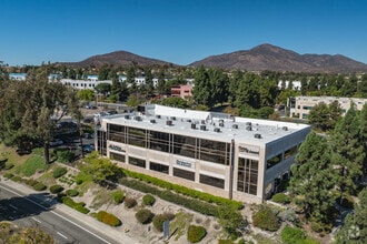 860 Kuhn Dr, Chula Vista, CA - Aérien Vue de la carte - Image1