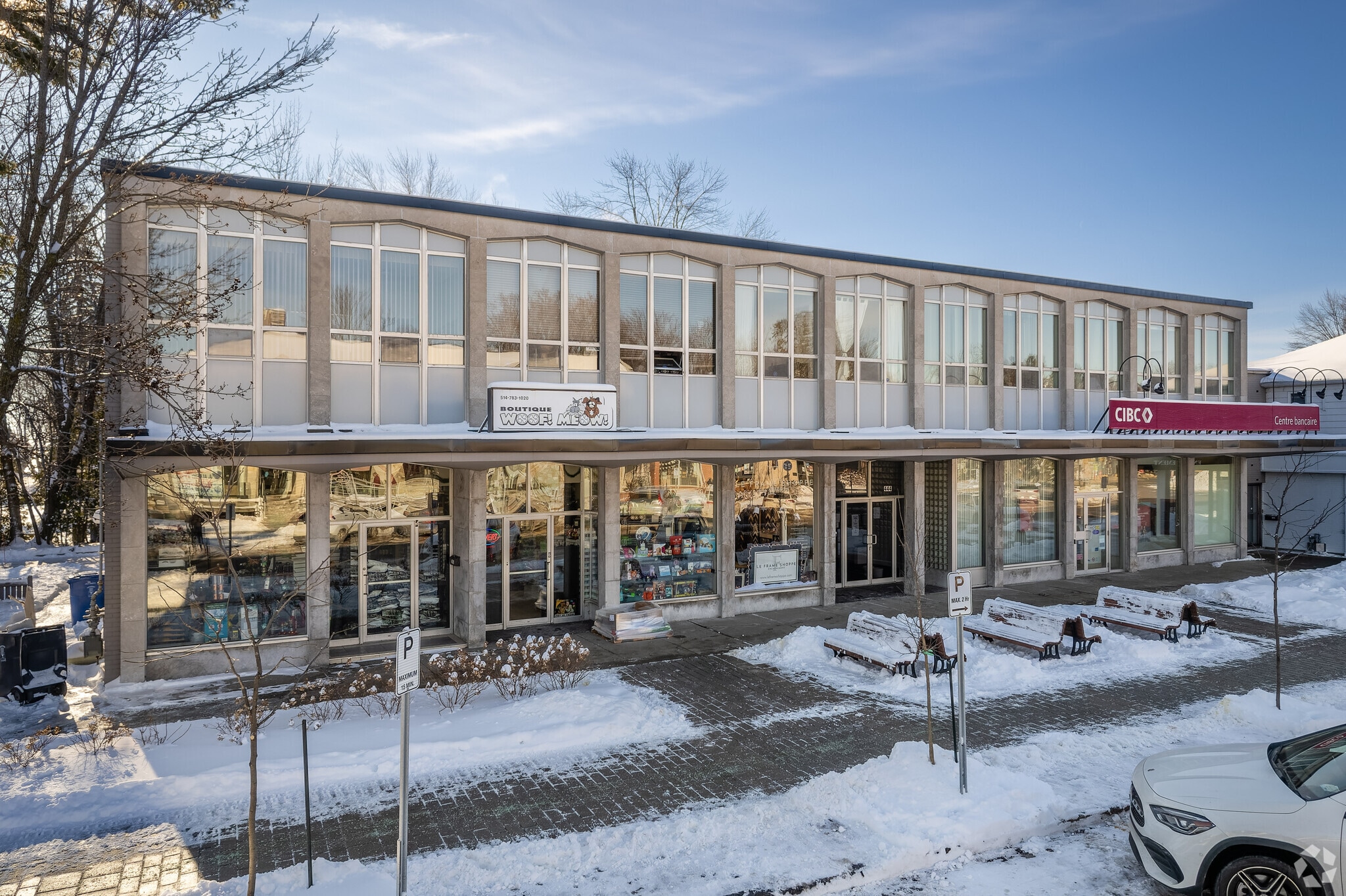 438-448 Beaconsfield Boul, Beaconsfield, QC for sale Primary Photo- Image 1 of 5
