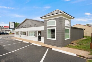 Plus de détails pour 311 W 3rd St, Grove, OK - Commerce de détail à vendre