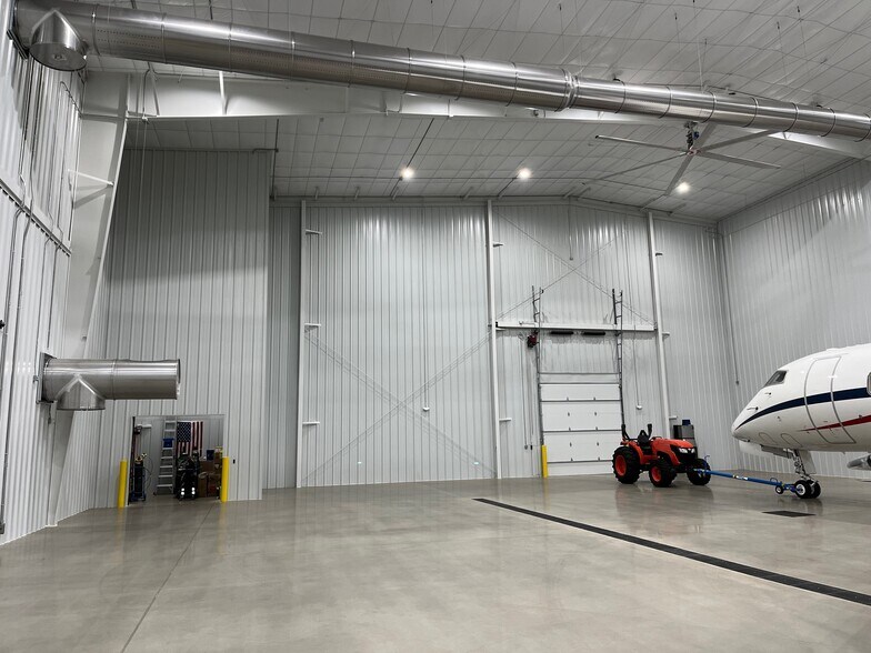 440 Airport Rd, Louisburg, NC à louer - Photo intérieure - Image 2 de 5