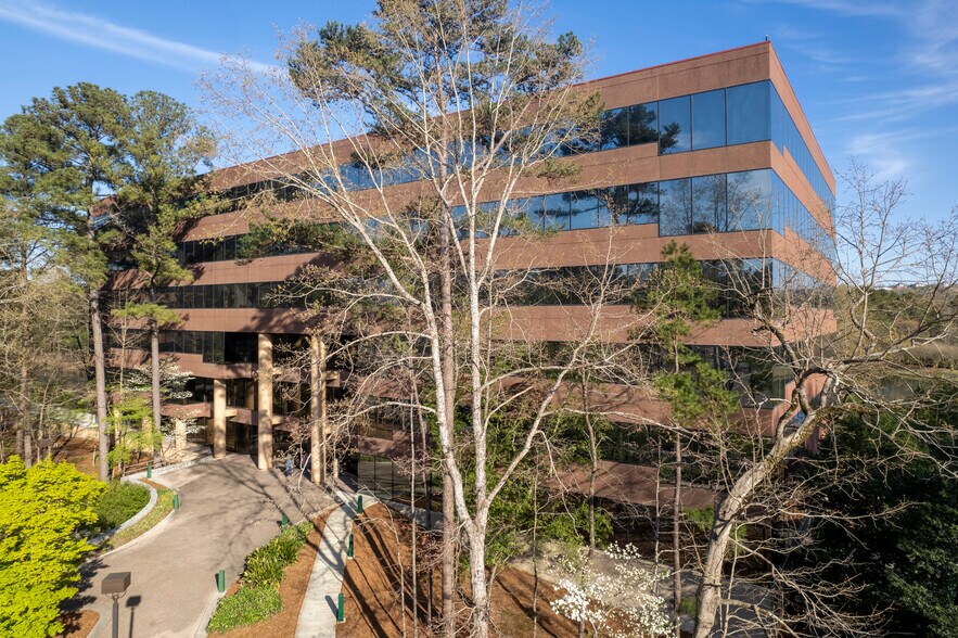 44 Inverness Center Pky, Birmingham, AL à louer - Vidéo aérienne - Image 2 de 44