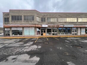 4170 Grande Allée, Longueuil, QC for lease Interior Photo- Image 1 of 26