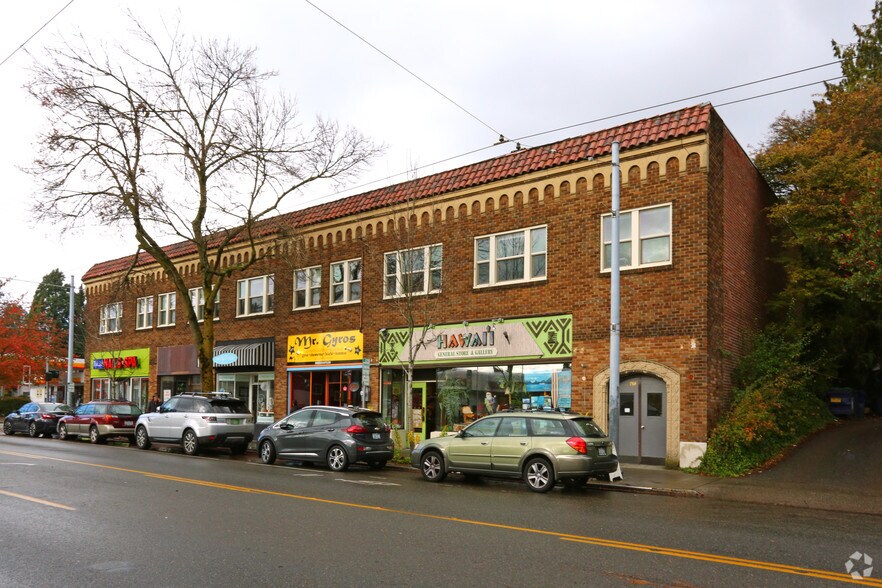 250 NE 45th St, Seattle, WA à louer - Photo du bâtiment - Image 2 de 3