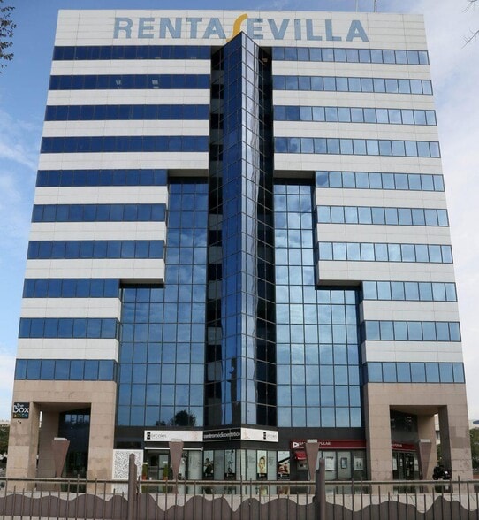 Avenida de la Innovación, 1, Sevilla, Sevilla for lease - Building Photo - Image 2 of 10