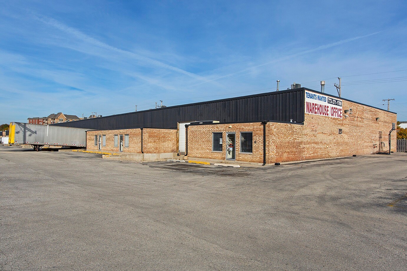 6100-6226 Madison Ct, Morton Grove, IL à louer Photo du bâtiment- Image 1 de 7