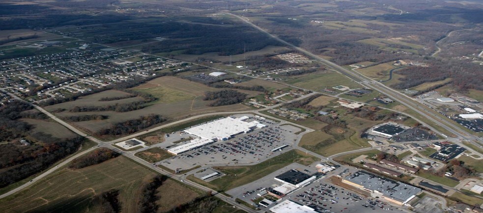 3650 Stardust Dr, Hannibal, MO à louer - Photo du bâtiment - Image 1 de 2