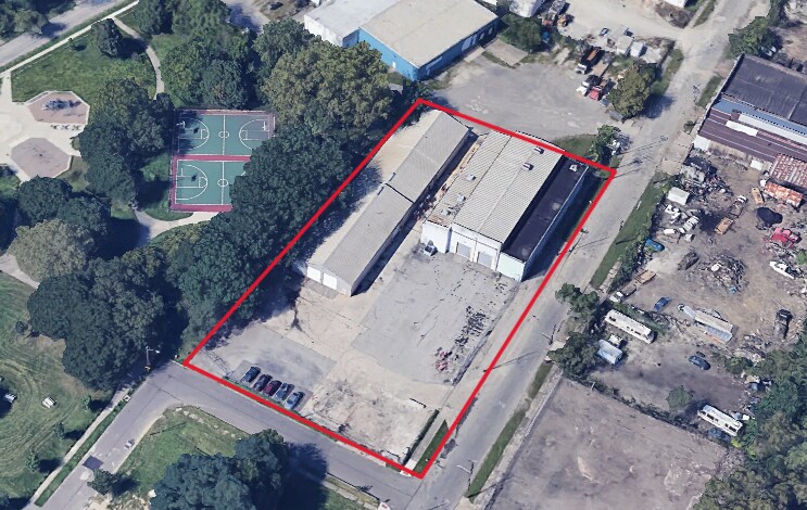6700 Morgan Ave, Cleveland, OH à vendre - Photo du bâtiment - Image 2 de 11