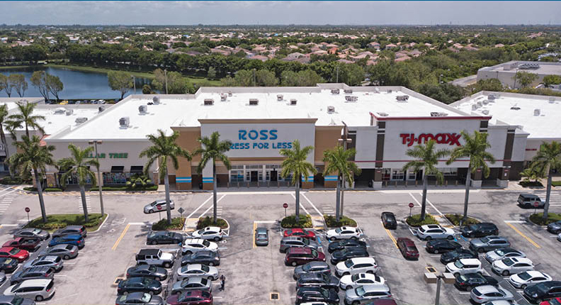 15801-15999 Pines Blvd, Pembroke Pines, FL for lease - Building Photo - Image 1 of 29