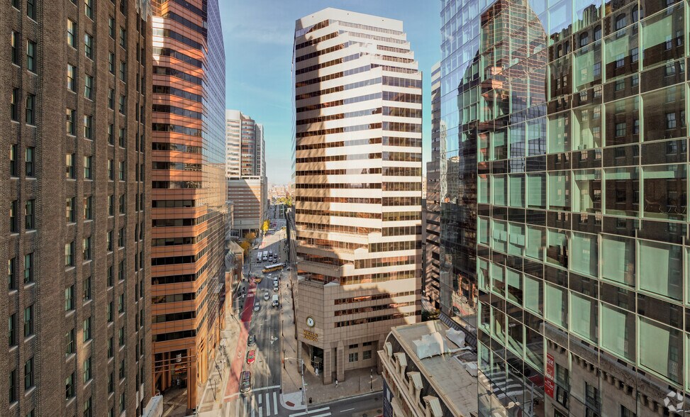 7 Saint Paul St, Baltimore, MD à louer - Photo principale - Image 1 de 19