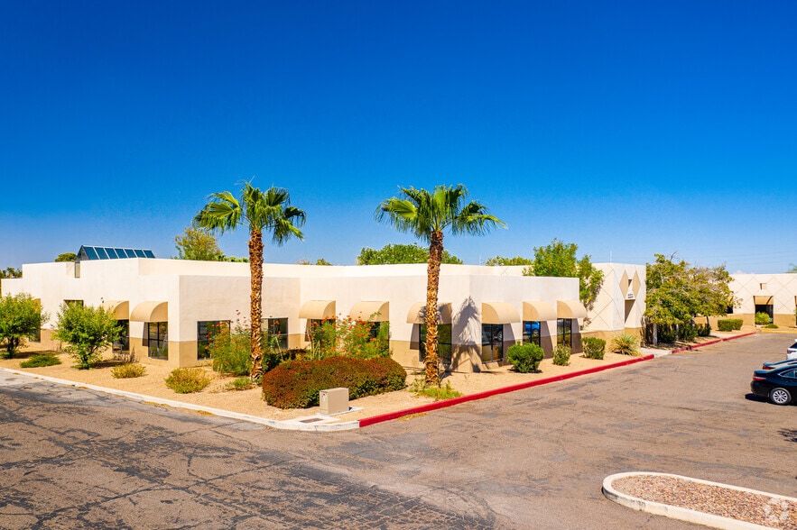 2215-2389 Renaissance Dr, Las Vegas, NV for lease - Building Photo - Image 1 of 5