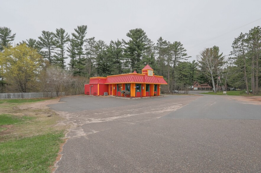 900 N Center Ave, Merrill, WI for sale - Primary Photo - Image 1 of 1