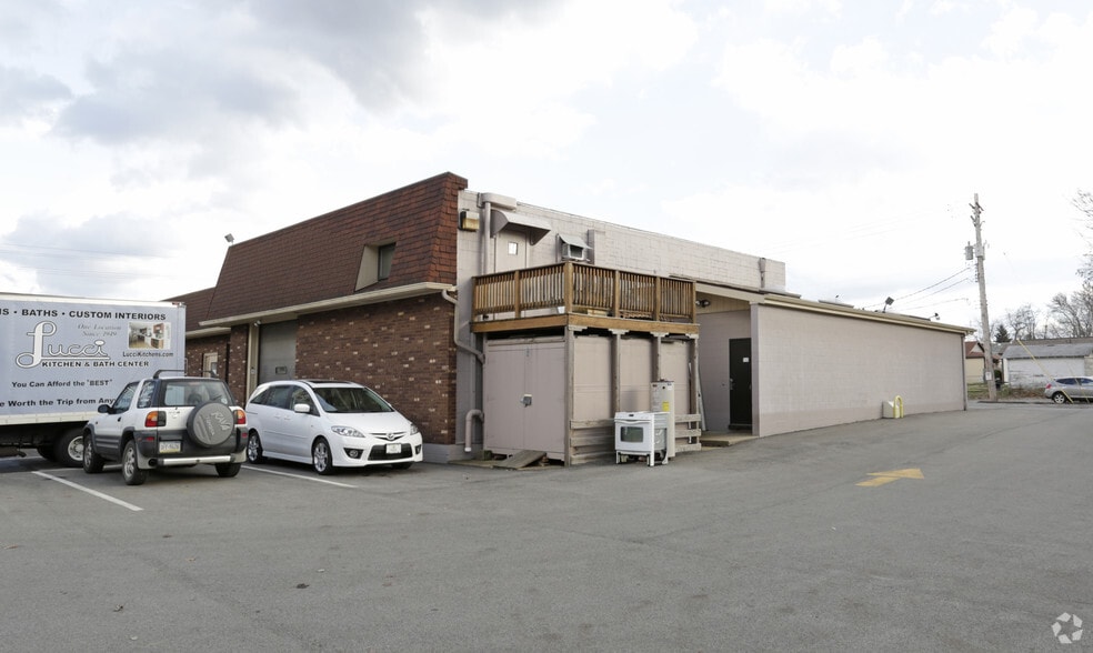 3589 Brodhead Rd, Monaca, PA à vendre - Photo du bâtiment - Image 2 de 5