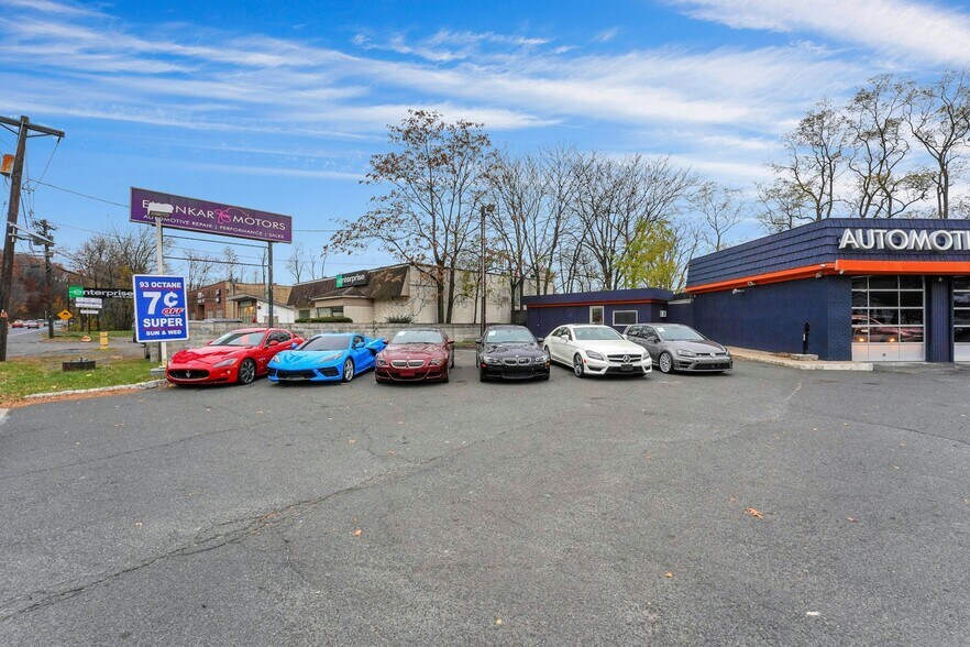 2040 US Highway 22, Scotch Plains, NJ à louer - Photo du bâtiment - Image 2 de 31