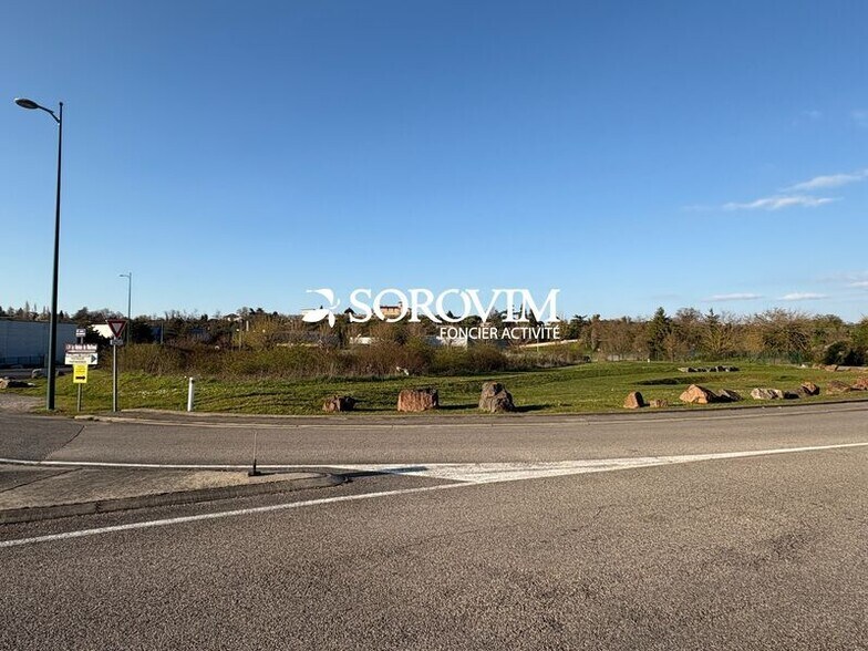 Avenue Satolas Green, Pusignan for lease - Building Photo - Image 2 of 4